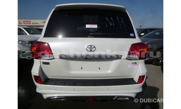 Buy Import Toyota Land Cruiser White Car in Import - Dubai in Baa Buy Import Toyota Land Cruiser White Car in Import - Dubai in Baa