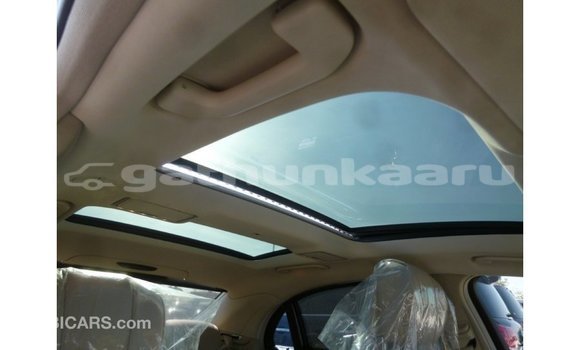 Buy Import Mercedes-Benz 190 White Car in Import - Dubai in Baa Buy Import Mercedes-Benz 190 White Car in Import - Dubai in Baa