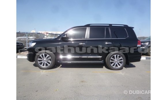 Buy Import Toyota Land Cruiser Black Car in Import - Dubai in Baa Buy Import Toyota Land Cruiser Black Car in Import - Dubai in Baa