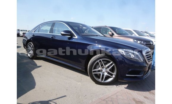 Buy Import Mercedes-Benz 190 Blue Car in Import - Dubai in Baa