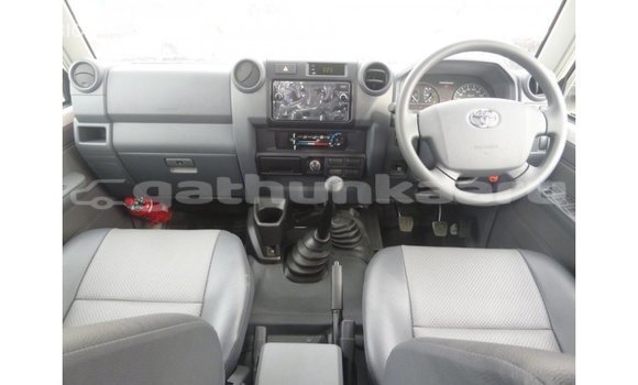 Buy Import Toyota Land Cruiser White Car in Import - Dubai in Baa Buy Import Toyota Land Cruiser White Car in Import - Dubai in Baa