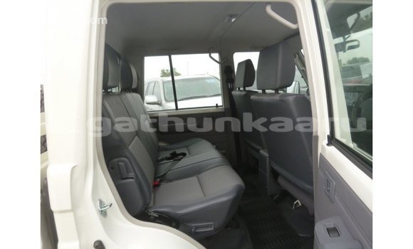 Buy Import Toyota Land Cruiser White Car in Import - Dubai in Baa Buy Import Toyota Land Cruiser White Car in Import - Dubai in Baa