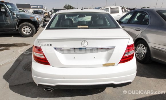 Buy Import Mercedes-Benz 200 White Car in Import - Dubai in Baa Buy Import Mercedes-Benz 200 White Car in Import - Dubai in Baa