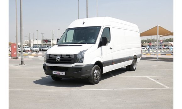 Buy Import Volkswagen TRUCK White Truck in Import - Dubai in Baa