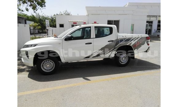 Buy Import Mitsubishi L200 White Car in Import - Dubai in Baa Buy Import Mitsubishi L200 White Car in Import - Dubai in Baa