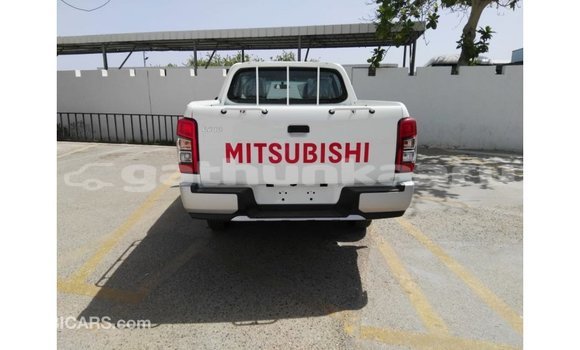 Buy Import Mitsubishi L200 White Car in Import - Dubai in Baa Buy Import Mitsubishi L200 White Car in Import - Dubai in Baa