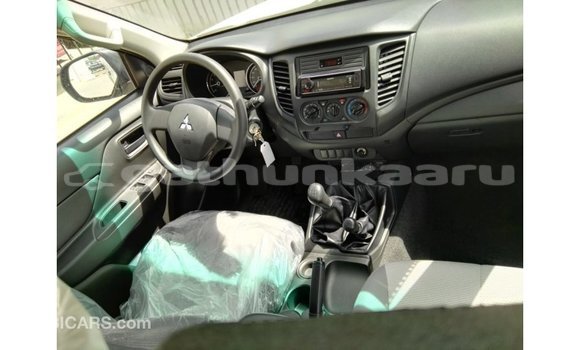 Buy Import Mitsubishi L200 White Car in Import - Dubai in Baa Buy Import Mitsubishi L200 White Car in Import - Dubai in Baa