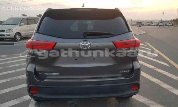 Buy Import Toyota Highlander Other Car in Import - Dubai in Baa Buy Import Toyota Highlander Other Car in Import - Dubai in Baa