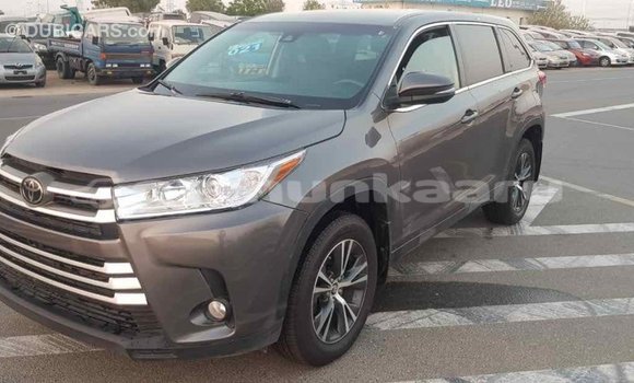 Buy Import Toyota Highlander Other Car in Import - Dubai in Baa Buy Import Toyota Highlander Other Car in Import - Dubai in Baa