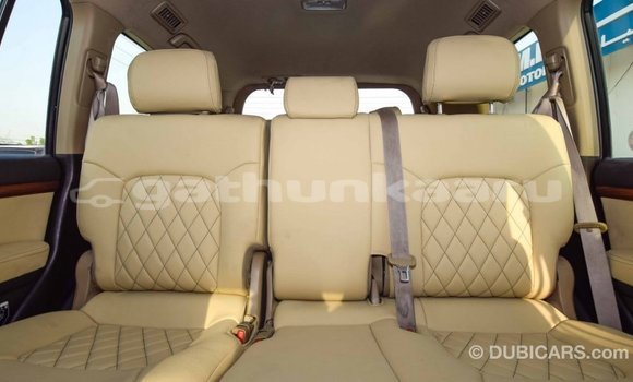 Buy Import Toyota Land Cruiser White Car in Import - Dubai in Baa Buy Import Toyota Land Cruiser White Car in Import - Dubai in Baa