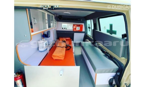 Buy Import Toyota Land Cruiser White Car in Import - Dubai in Baa Buy Import Toyota Land Cruiser White Car in Import - Dubai in Baa