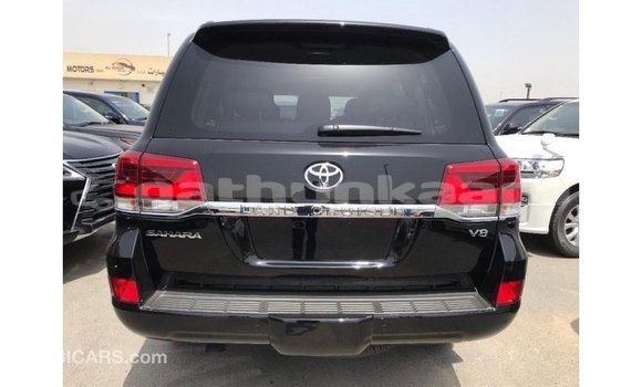 Buy Import Toyota Land Cruiser Black Car in Import - Dubai in Baa Buy Import Toyota Land Cruiser Black Car in Import - Dubai in Baa