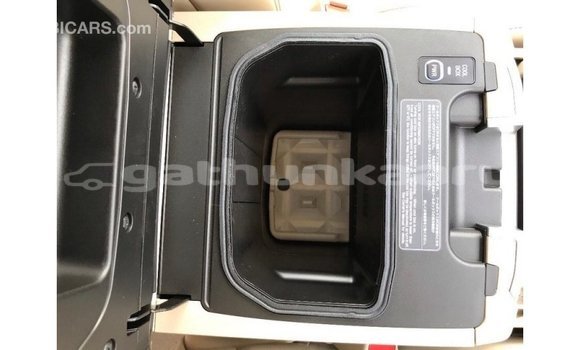 Buy Import Toyota Land Cruiser Black Car in Import - Dubai in Baa Buy Import Toyota Land Cruiser Black Car in Import - Dubai in Baa