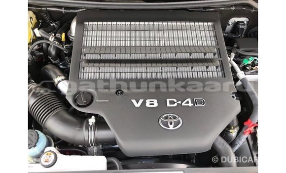 Buy Import Toyota Land Cruiser Black Car in Import - Dubai in Baa Buy Import Toyota Land Cruiser Black Car in Import - Dubai in Baa