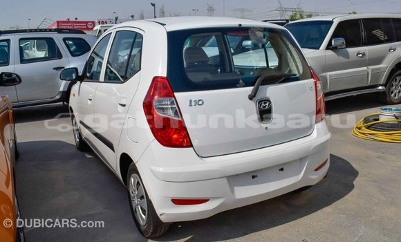 Buy Import Hyundai i10 White Car in Import - Dubai in Baa Buy Import Hyundai i10 White Car in Import - Dubai in Baa