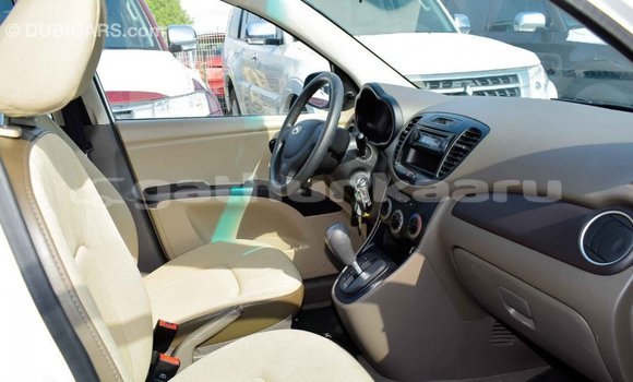 Buy Import Hyundai i10 White Car in Import - Dubai in Baa Buy Import Hyundai i10 White Car in Import - Dubai in Baa