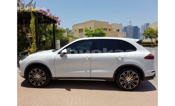 Buy Import Porsche Cayenne White Car in Import - Dubai in Baa Buy Import Porsche Cayenne White Car in Import - Dubai in Baa