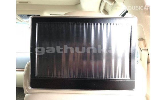 Buy Import Toyota Land Cruiser White Car in Import - Dubai in Baa Buy Import Toyota Land Cruiser White Car in Import - Dubai in Baa