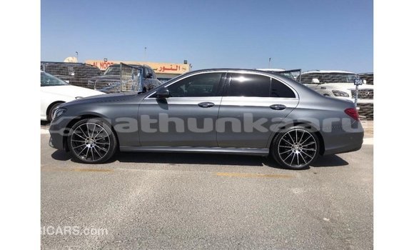 Buy Import Mercedes-Benz 200 Other Car in Import - Dubai in Baa Buy Import Mercedes-Benz 200 Other Car in Import - Dubai in Baa