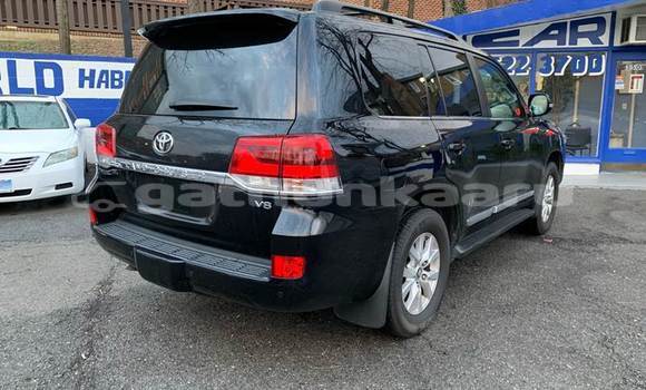 Buy Used Toyota Land Cruiser Black Car in Maafaru in Nuun Buy Used Toyota Land Cruiser Black Car in Maafaru in Nuun