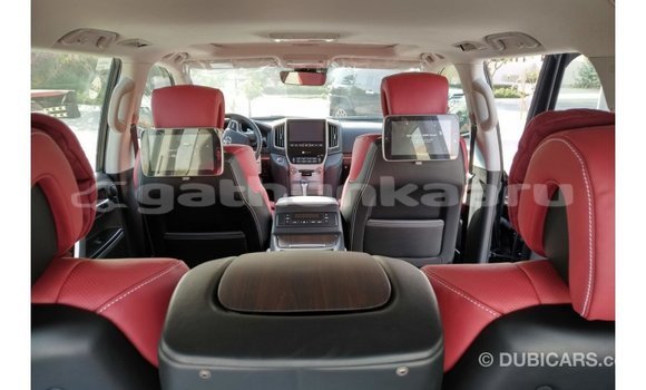 Buy Import Toyota Land Cruiser Black Car in Import - Dubai in Baa Buy Import Toyota Land Cruiser Black Car in Import - Dubai in Baa