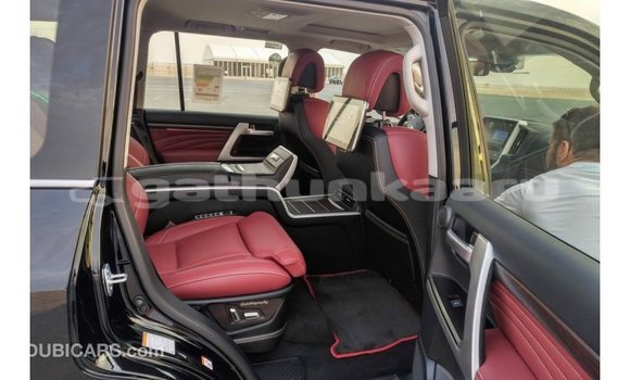 Buy Import Toyota Land Cruiser Black Car in Import - Dubai in Baa Buy Import Toyota Land Cruiser Black Car in Import - Dubai in Baa