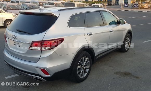 Buy Import Hyundai Santa Fe Other Car in Import - Dubai in Baa Buy Import Hyundai Santa Fe Other Car in Import - Dubai in Baa