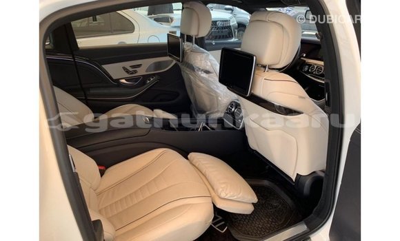 Buy Import Mercedes-Benz 190 White Car in Import - Dubai in Baa Buy Import Mercedes-Benz 190 White Car in Import - Dubai in Baa