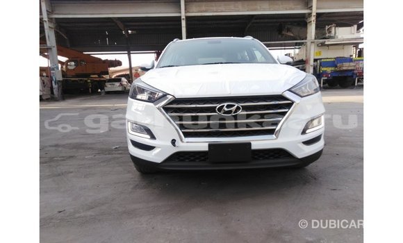 Buy Import Hyundai Tucson White Car in Import - Dubai in Baa Buy Import Hyundai Tucson White Car in Import - Dubai in Baa