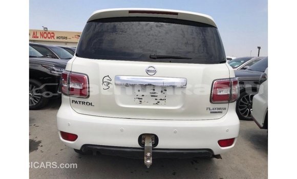 Buy Import Nissan Patrol White Car in Import - Dubai in Baa Buy Import Nissan Patrol White Car in Import - Dubai in Baa