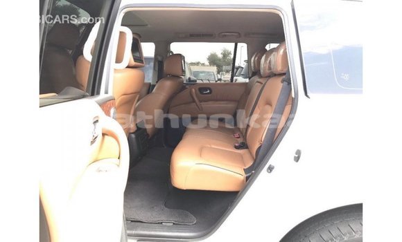 Buy Import Nissan Patrol White Car in Import - Dubai in Baa Buy Import Nissan Patrol White Car in Import - Dubai in Baa