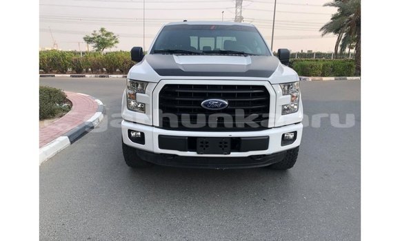 Buy Import Ford AEV AMBULANCE White Truck in Import - Dubai in Baa