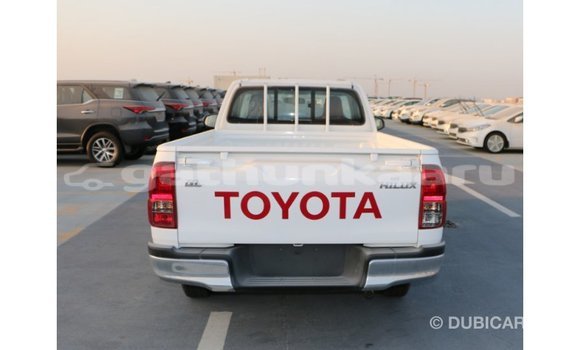 Buy Import Toyota Hilux White Car in Import - Dubai in Baa Buy Import Toyota Hilux White Car in Import - Dubai in Baa