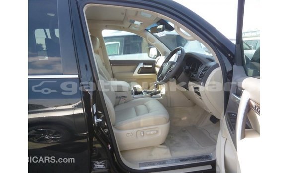 Buy Import Toyota Land Cruiser Black Car in Import - Dubai in Baa Buy Import Toyota Land Cruiser Black Car in Import - Dubai in Baa