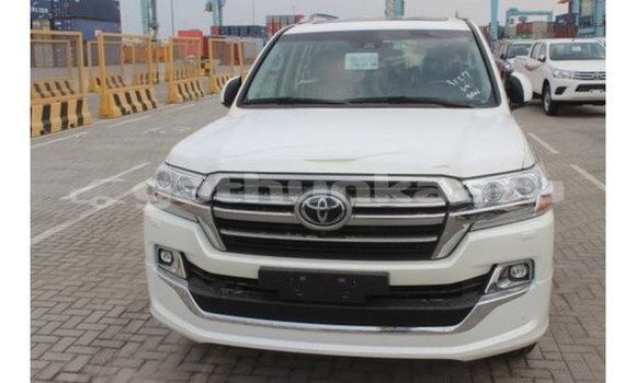 Buy Import Toyota Land Cruiser White Car in Import - Dubai in Baa Buy Import Toyota Land Cruiser White Car in Import - Dubai in Baa