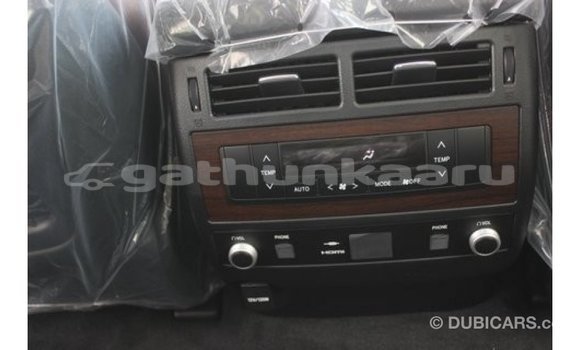 Buy Import Toyota Land Cruiser White Car in Import - Dubai in Baa Buy Import Toyota Land Cruiser White Car in Import - Dubai in Baa