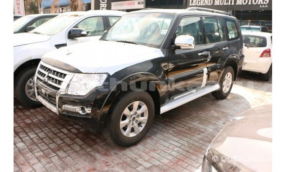 Buy Import Mitsubishi Pajero Black Car in Import - Dubai in Baa