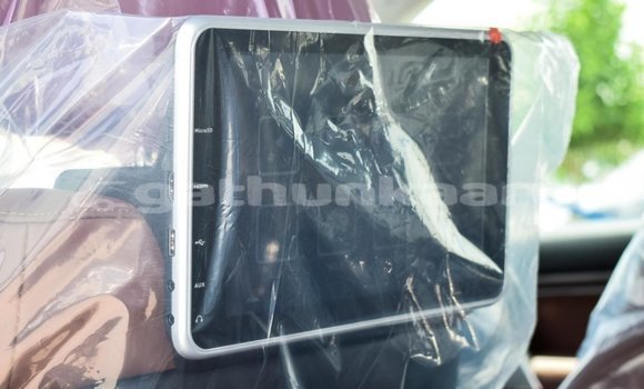 Buy New Toyota Land Cruiser Black Car in Agolhitheemu in Raa Buy New Toyota Land Cruiser Black Car in Agolhitheemu in Raa