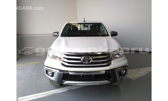 Buy Import Toyota Hilux White Car in Import - Dubai in Baa Buy Import Toyota Hilux White Car in Import - Dubai in Baa