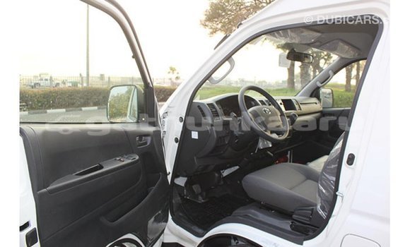 Buy Import Toyota Hiace White Car in Import - Dubai in Baa Buy Import Toyota Hiace White Car in Import - Dubai in Baa