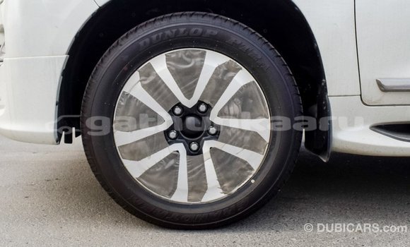 Buy Import Toyota Land Cruiser White Car in Import - Dubai in Baa Buy Import Toyota Land Cruiser White Car in Import - Dubai in Baa