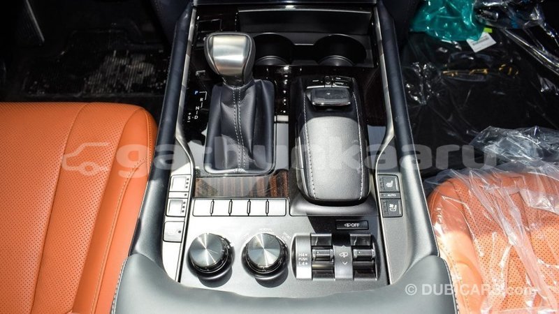 Big with watermark 793d5d7c 5164 4e7f 9e56 249e7e8bedc4